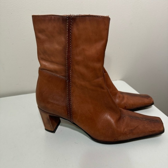 Vintage Aldo made  in Poland leather cognac booties y2k glam western 39 - Picture 3 of 11